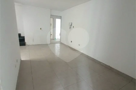 Cobertura com 100m² , 2 dormitórios , sendo 1 suíte , 1 vaga , à venda no bairro Campestre em Santo André.