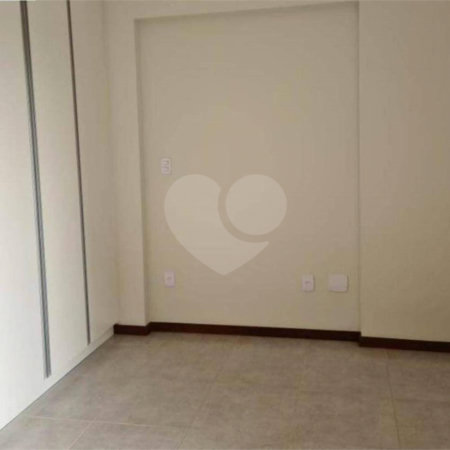 Apartamento no Condomínio Via Campus.