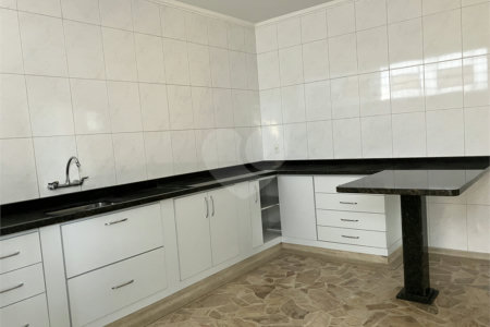 Casa Térrea à venda com 4 quartos, sendo 2 suítes, em Jardim Santa Rosália, Sorocaba, SP