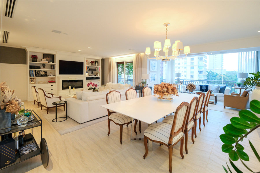 Apartamento à venda ou para alugar com 2 suítes em Itaim Bibi, São Paulo, SP