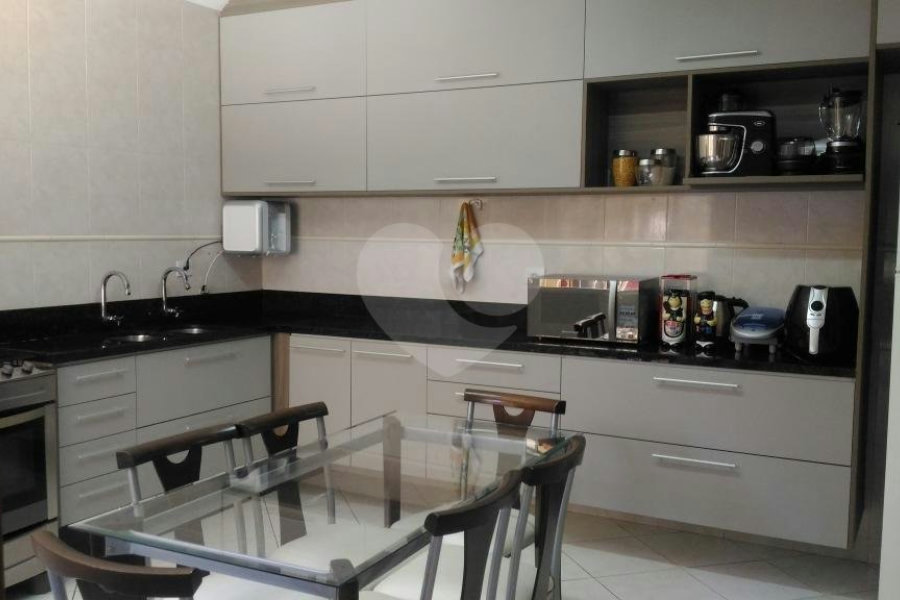 Sobrado à venda com 3 quartos, sendo 1 suíte,  em Imirim, São Paulo, SP