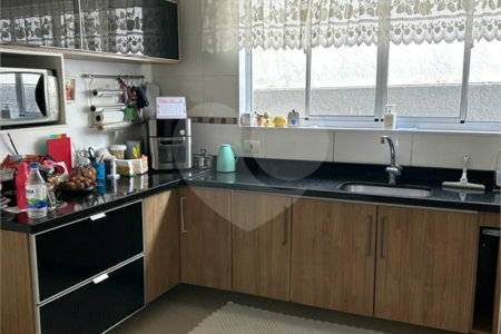Casa à venda com 3 quartos, sendo 1 suíte,  em Vila Vitória, Mogi das Cruzes, SP