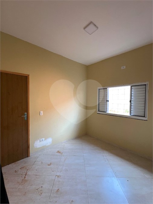 Casa à venda com 2 quartos em Residencial Solaris, Ponta Porã, MS