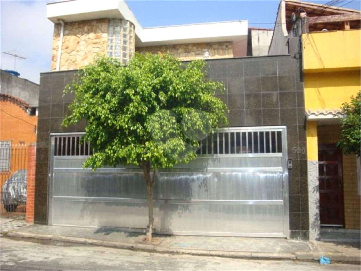 Sobrado à venda com 3 quartos, sendo 2 suítes,  em Vila Gustavo, São Paulo, SP