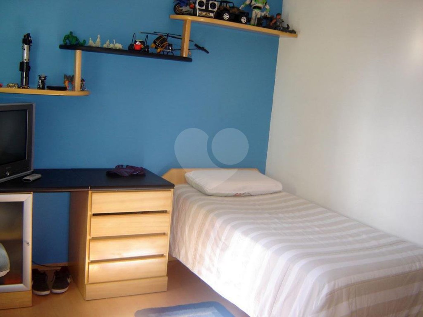 Sobrado à venda com 3 quartos, sendo 1 suíte, em Vila São João Batista, Guarulhos, SP