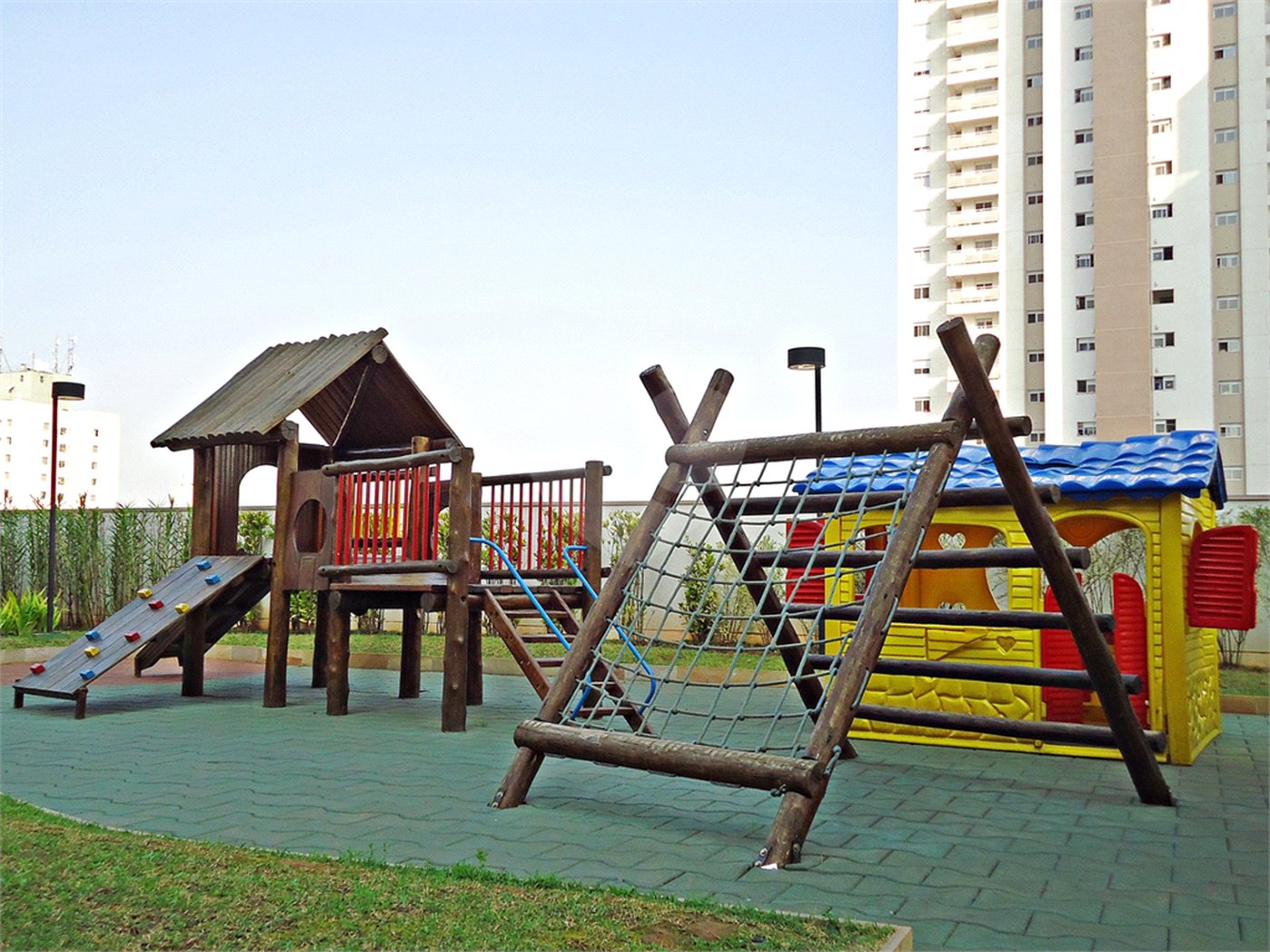 Apartamento à venda com 3 suítes em Santa Teresinha, São Paulo, SP