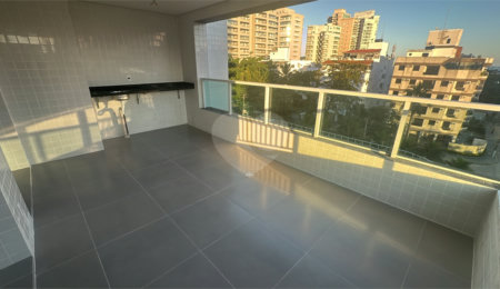Apartamento à venda ou para alugar com 2 quartos, sendo 1 suíte,  em Enseada, Guarujá, SP