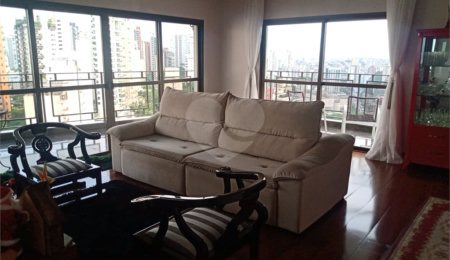 Apartamento à venda com 4 quartos, sendo 1 suíte, em Vila Andrade, São Paulo, SP