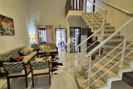 Casa à venda com 3 suítes no condomínio Granja Olga II, Sorocaba - SP