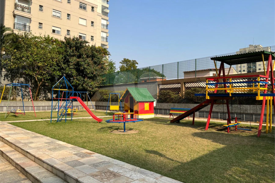 Apartamento à venda com 3 quartos, sendo 1 suíte, em Santana, São Paulo, SP
