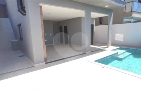 Casa à venda com 3 quartos, sendo 1 suíte,  no condomínio Reserva do Vale, Caçapava - SP