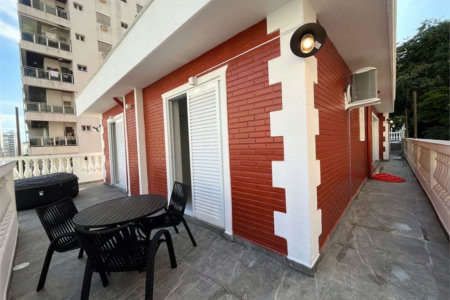 Apartamento Residencial à venda, Centro, Guarujá - AP0133.
