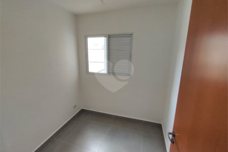 Apartamento à venda com 2 quartos em Vila Vitório Mazzei, São Paulo, SP