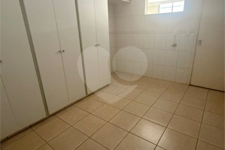 Apartamento à venda com 3 quartos, sendo 1 suíte, no Centro, Ribeirão Preto, SP