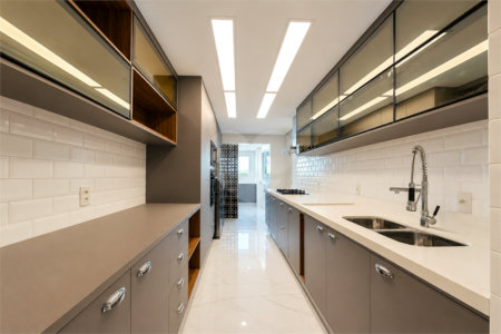 Apartamento à venda com 5 suítes em Parque Enseada, Guarujá, SP