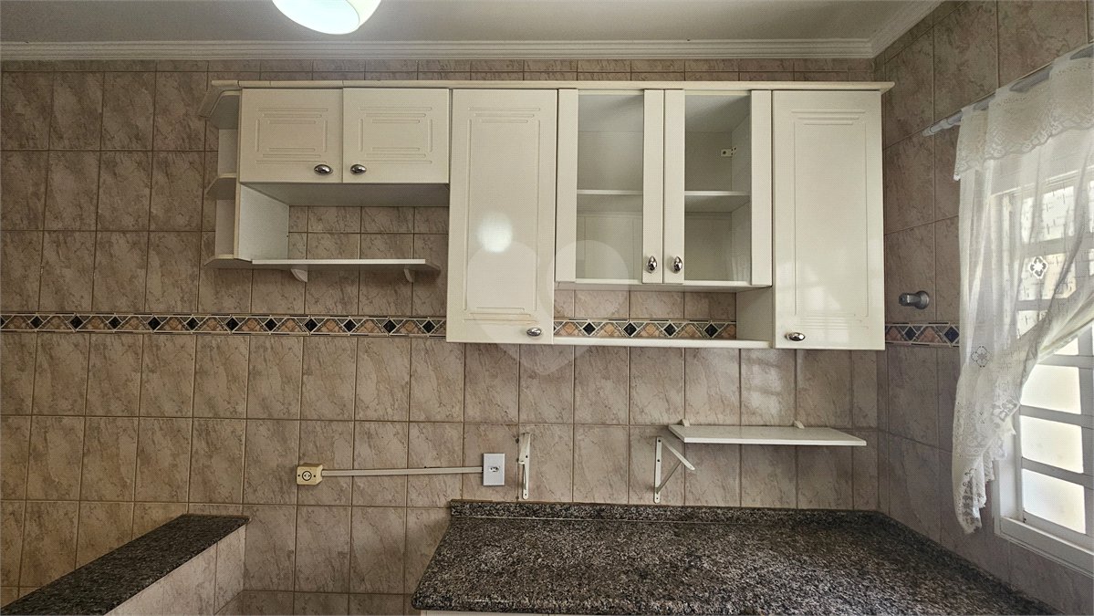 Sobrado para alugar com 3 quartos, sendo 1 suíte, em Jardim do Valle II, Indaiatuba, SP