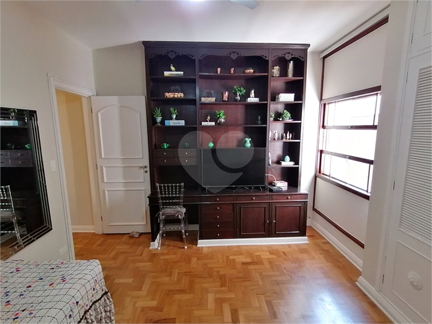 Apartamento à venda com 3 quartos, sendo 1 suíte, em Jardim Paulista, São Paulo, SP