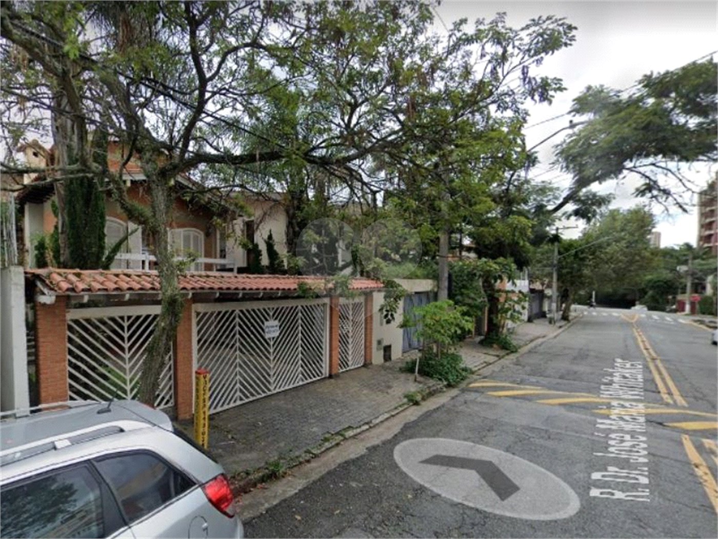 Terreno à venda com 20 quartos, sendo 10 suítes,  em Vila Sônia, São Paulo, SP