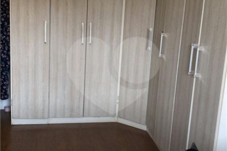 Casa à venda com 3 quartos em Jardim Santa Mena, Guarulhos, SP