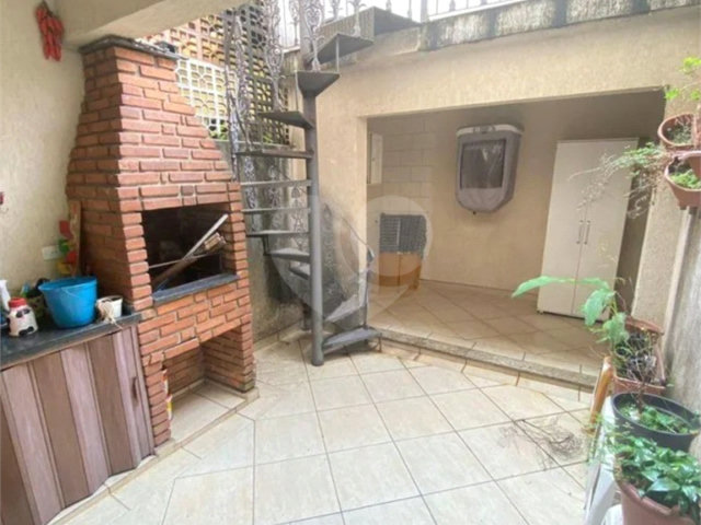 Sobrado à venda com 2 quartos, sendo 1 suíte,  em Jardim Regina, São Paulo, SP