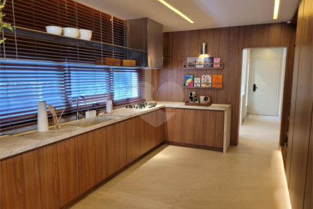 Apartamento à venda com 4 suítes em Vila Madalena, São Paulo, SP