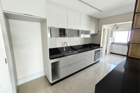 Apartamento à venda com 3 quartos, sendo 1 suíte, em Vila Leopoldina, São Paulo, SP