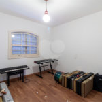 Casa à venda com 4 quartos, sendo 2 suítes,  no condomínio Vila das Flores, São Paulo - SP