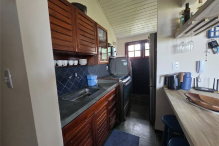 Casa em condomínio à venda com 2 quartos, sendo 1 suíte, em Praia Rasa, Armação dos Búzios, RJ