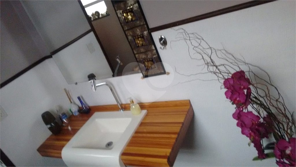 Casa à venda com 4 quartos, sendo 3 suítes, em Assunção, São Bernardo do Campo, SP