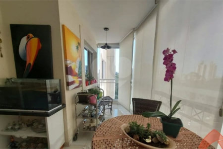 Apartamento à venda com 3 quartos, sendo 2 suítes, em Jardim Arpoador, São Paulo, SP