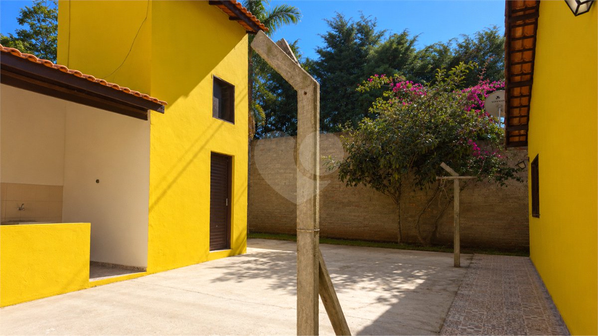 Chácara à venda com 3 suítes em Vila Xisto, São Miguel Arcanjo, SP