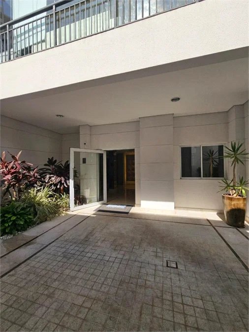 Apartamento à venda com 2 suítes em Vila Anastácio, São Paulo, SP