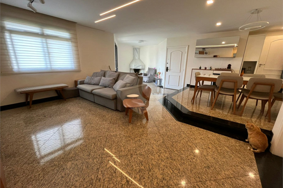 Apartamento à venda com 4 quartos, sendo 2 suítes, em Santana, São Paulo, SP