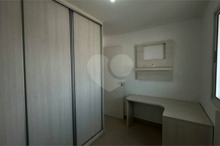 Apartamento à venda com 3 quartos, sendo 1 suíte, em Parque Maria Luiza, São Paulo, SP