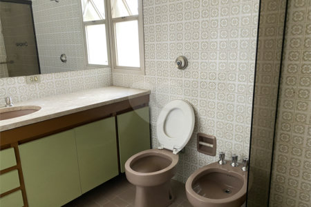 Apartamento à venda com 3 quartos, sendo 1 suíte, em Brooklin Paulista, São Paulo, SP