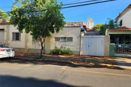 Casa à venda com 5 quartos em Jardim Ártico, Araraquara, SP