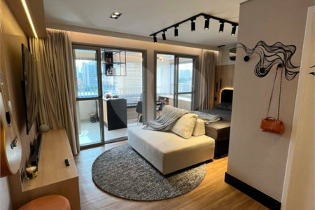 Apartamento à venda com 1 suíte em Jardim das Acácias, São Paulo, SP