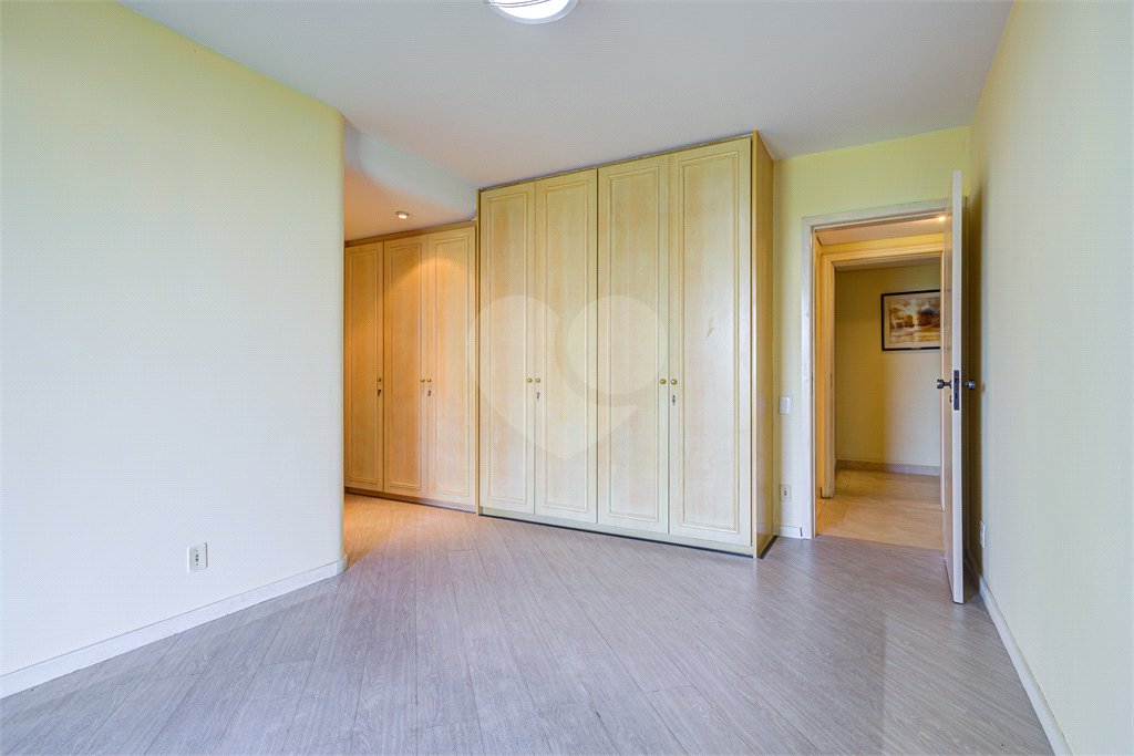Apartamento à venda com 4 suítes em Alto da Boa Vista, São Paulo, SP