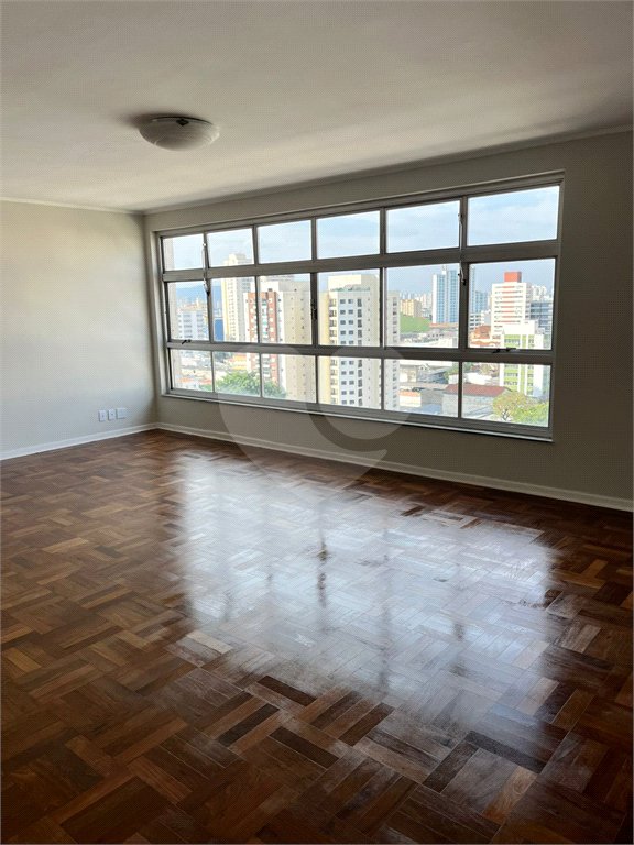 Apartamento à venda com 3 quartos, sendo 1 suíte, em Lapa, São Paulo, SP