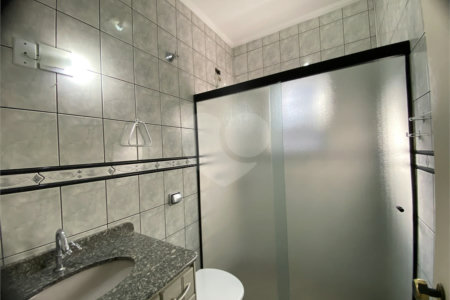 Casa Térrea para alugar com 3 quartos, sendo 1 suíte, em Jardim Alvinópolis, Atibaia, SP