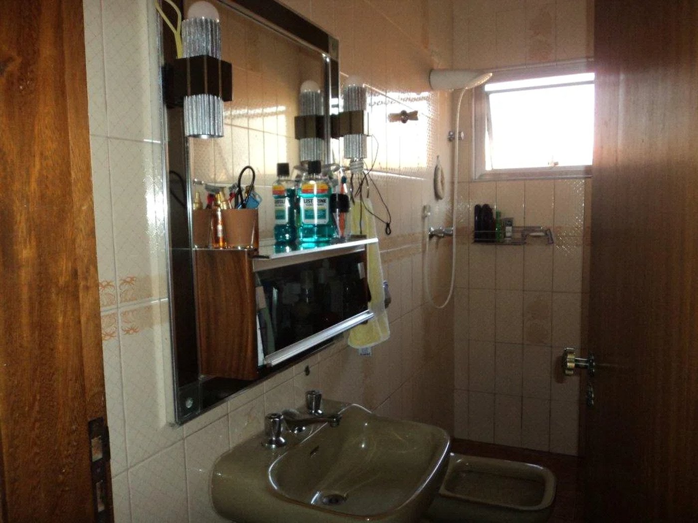 Casa à venda com 3 quartos, sendo 1 suíte, em Jardim Cláudia, São Paulo, SP