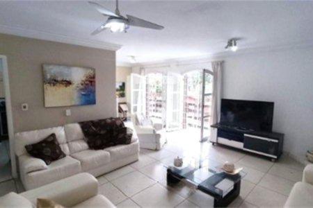 Casa à venda ou para alugar com 4 quartos, sendo 1 suíte, em Jardim Messina, Jundiaí, SP