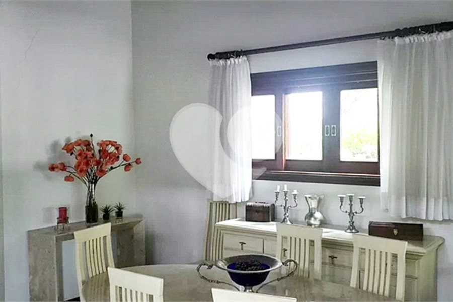 Casa à venda com 4 suítes no condomínio Alpes da Cantareira, Mairiporã - SP