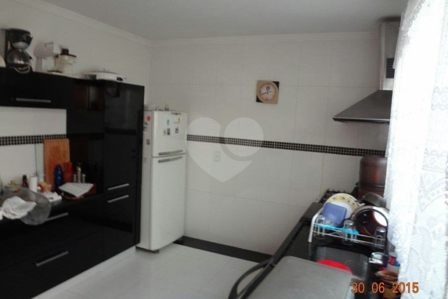 Casa Térrea à venda com 3 quartos, sendo 1 suíte, em Vila Irmãos Arnoni, São Paulo, SP