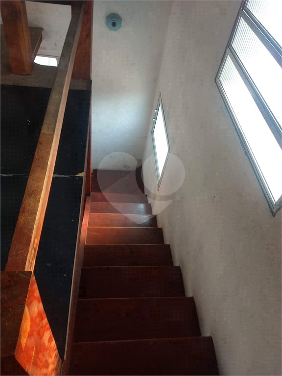 Sobrado à venda com 3 quartos em Serra da Cantareira, Mairiporã, SP