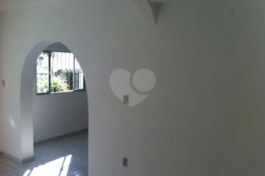 Sobrado à venda com 3 quartos em Vila Nova Cachoeirinha, São Paulo, SP