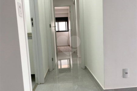 Apartamento à venda com 2 quartos, sendo 1 suíte,  em Jardim das Acácias, São Paulo, SP