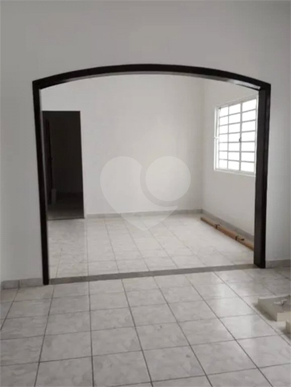 Casa à venda com 3 quartos, sendo 1 suíte,  no Centro, São José dos Campos, SP