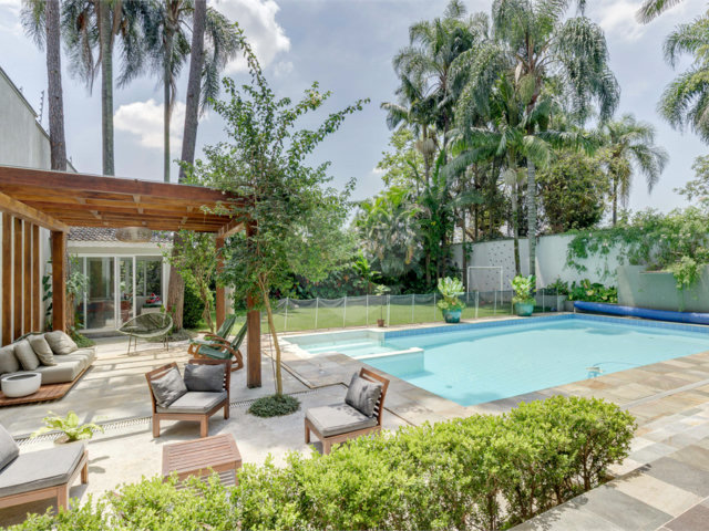 Casa Térrea à venda com 6 suítes em Alto da Boa Vista, São Paulo, SP