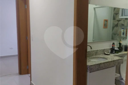 Casa à venda com 3 quartos, sendo 1 suíte, em Vila Gustavo, São Paulo, SP